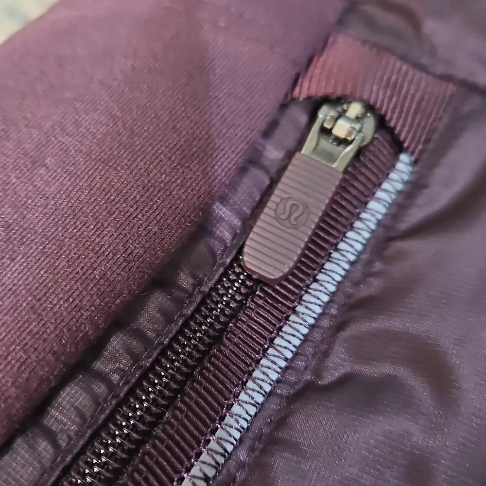 Lululemon Down For A Run Vest - Picture 3 of 12